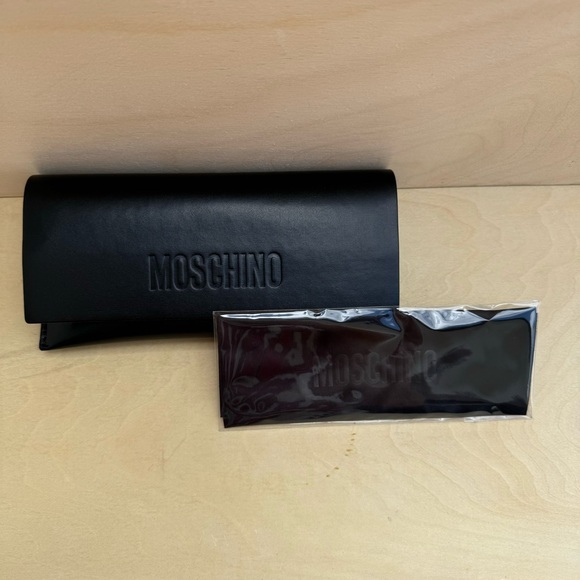 NEW Authentic Moschino Oval Sunglasses Black - Picture 8 of 9